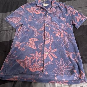 Faherty terry cloth buttoned, collared and short sleeve shirt